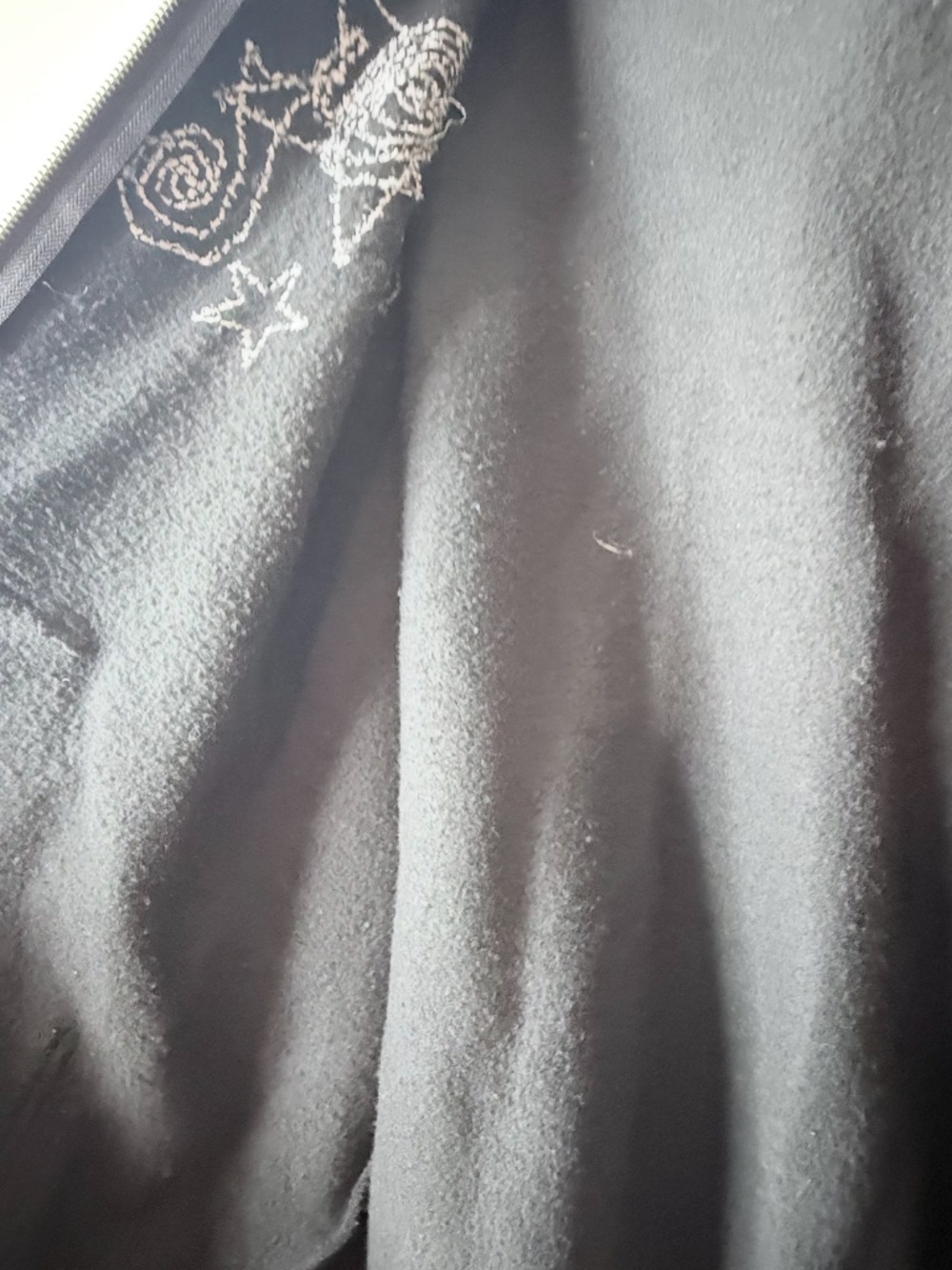Halsey Tour Hoodie Black Oversized Zip Up Size Women's XL Embroidered (Y) - Picture 4 of 12